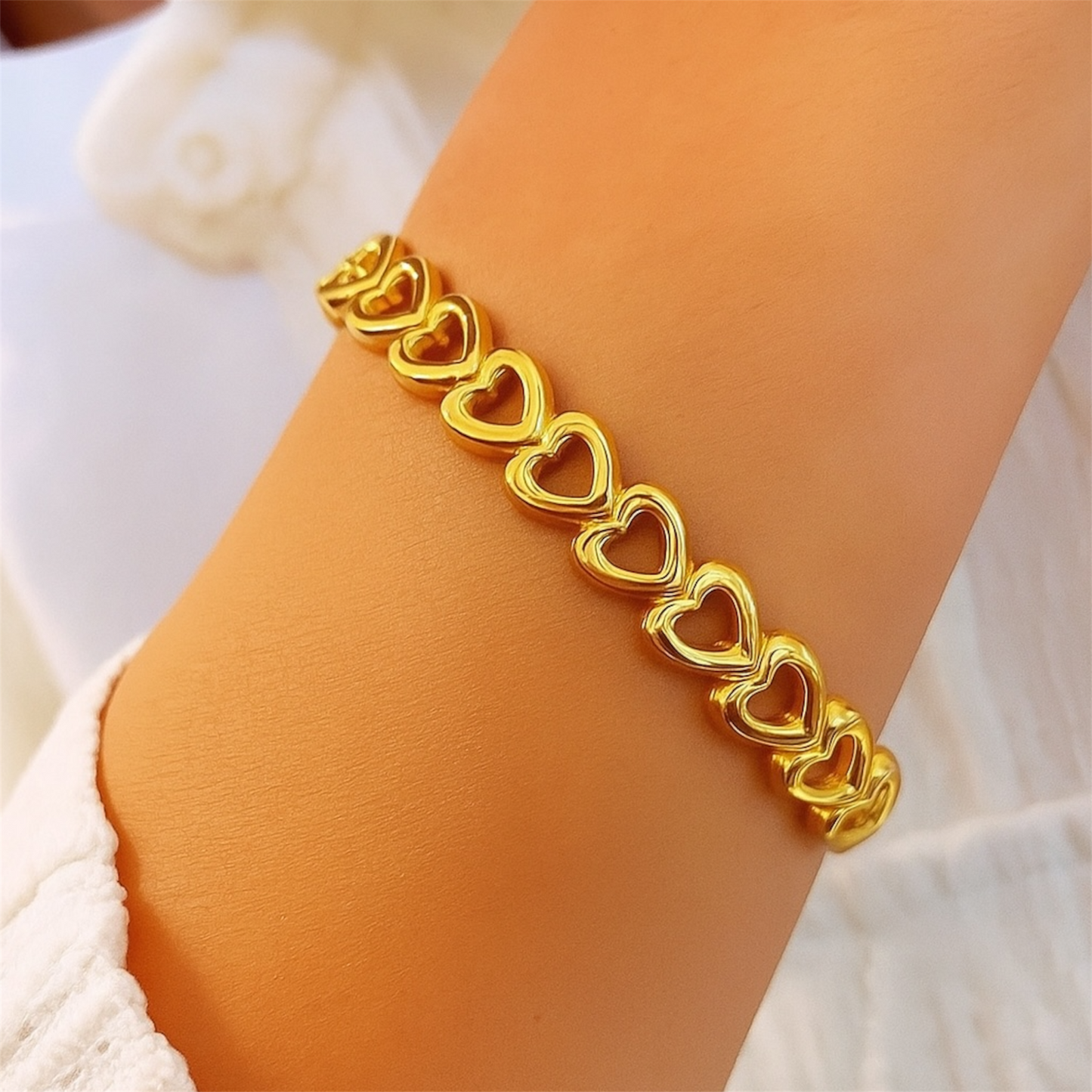 AMOR BRACELET