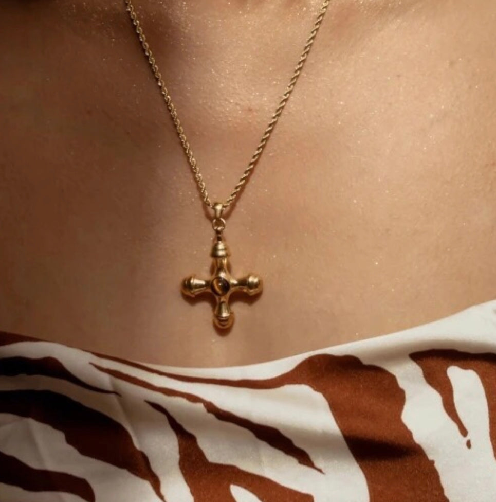 CRUZ NECKLACE