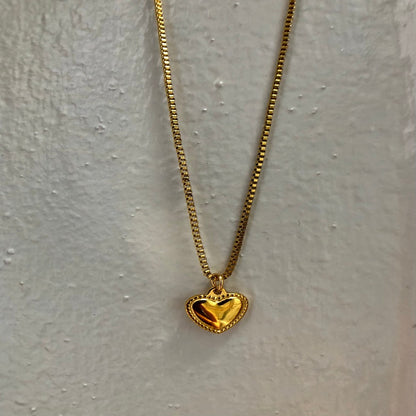 HEART NECKLACE