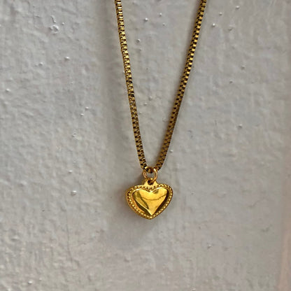 HEART NECKLACE