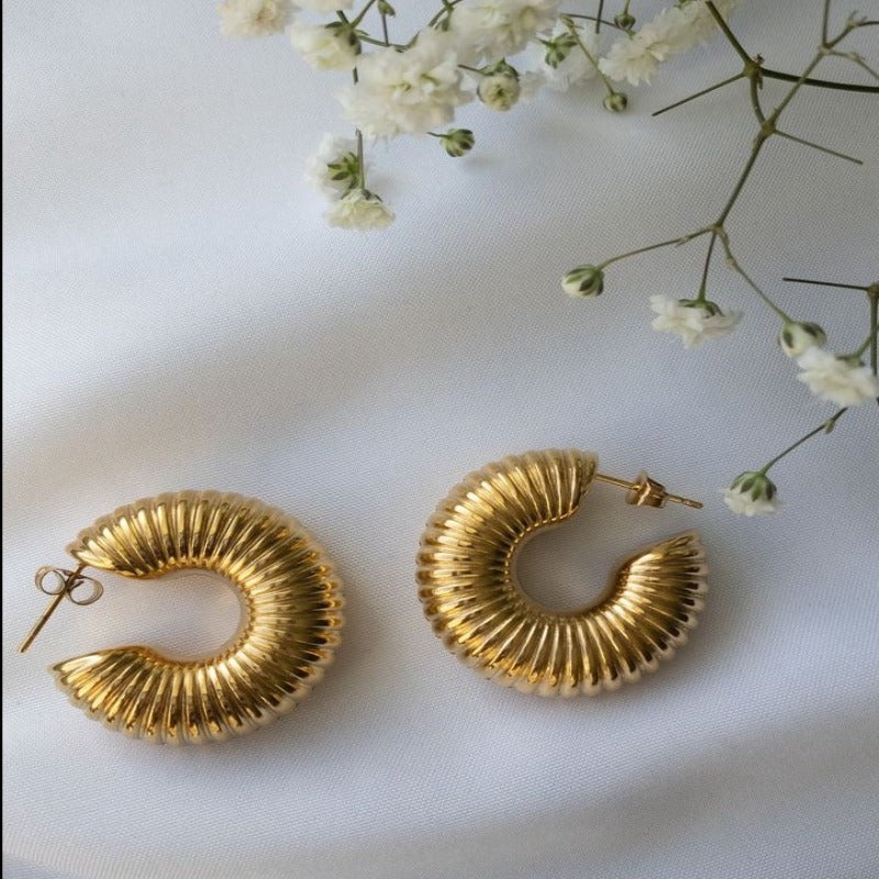 ORUGA EARRING