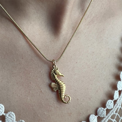 CABALLITO DE MAR NECKLACE