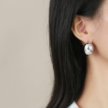 HALF MOON EARRING