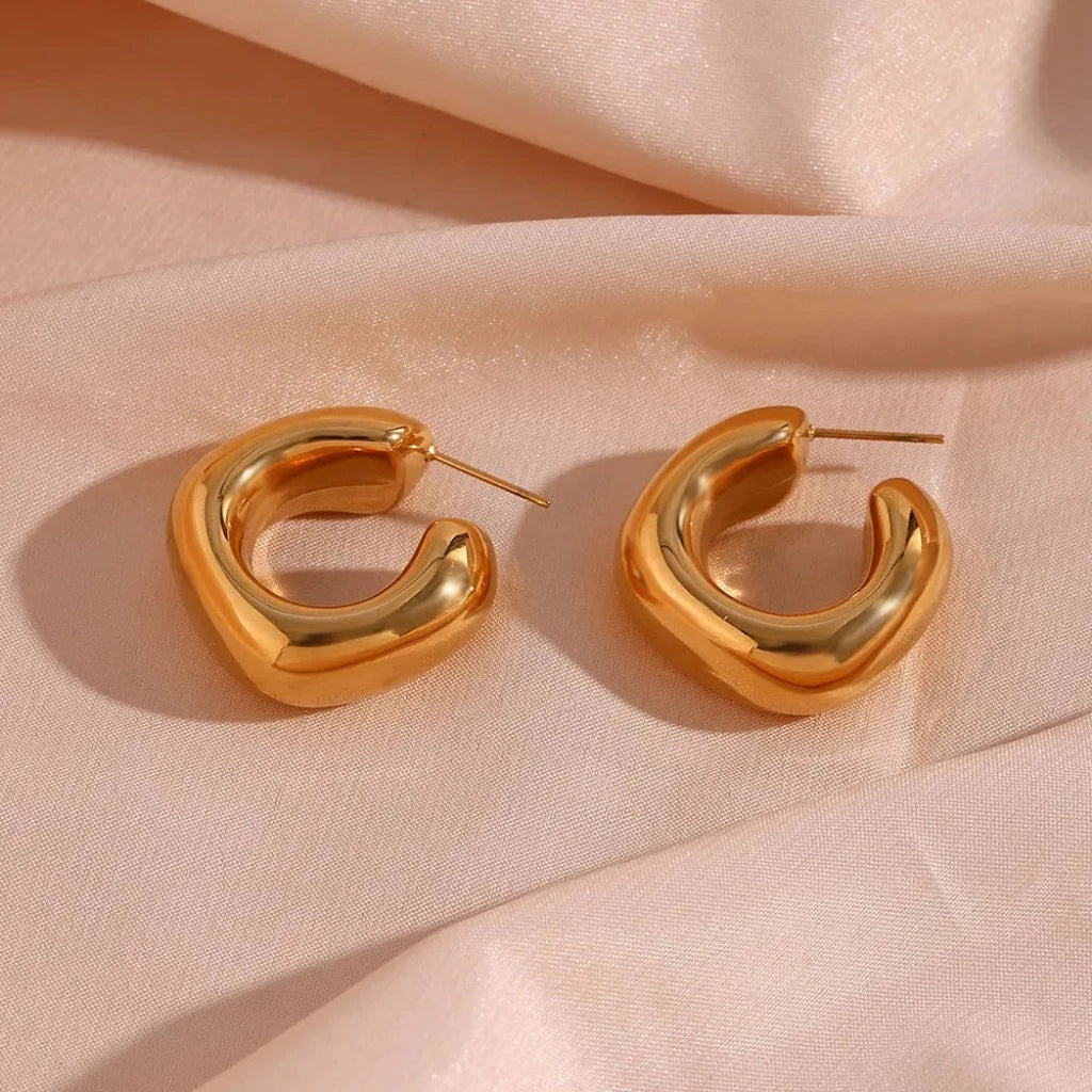 ANA EARRING